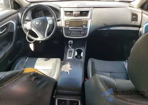 2016 Nissan Altima 2.5 z USA, uszkodzony, nr VIN 1N4AL3AP5GC110923